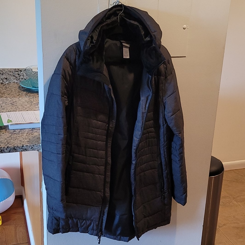 Women champion puffer jakcet, Size M